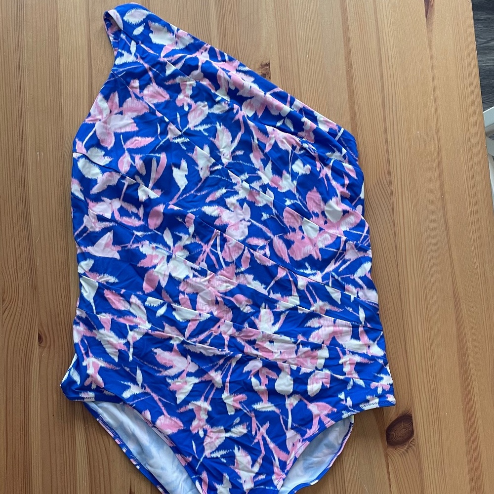 Summersalt Sidestroke One Piece Swimsuit